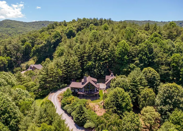 Mountaineer Manor