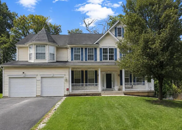Spacious Private Suite Near Dc & Baltimore-Sleep 6