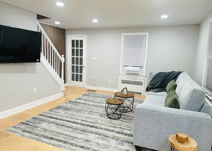 Renovated Beachside Retreat