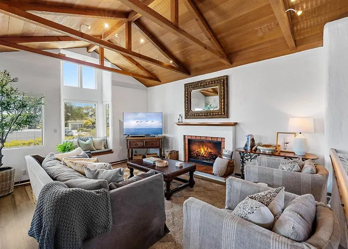 3263 Villa By The Sea