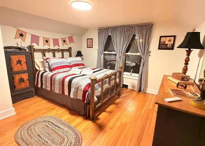 Cannon House Retreat
