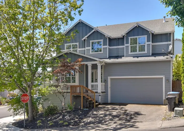 Spacious Tigard Home Near Downtown Portland