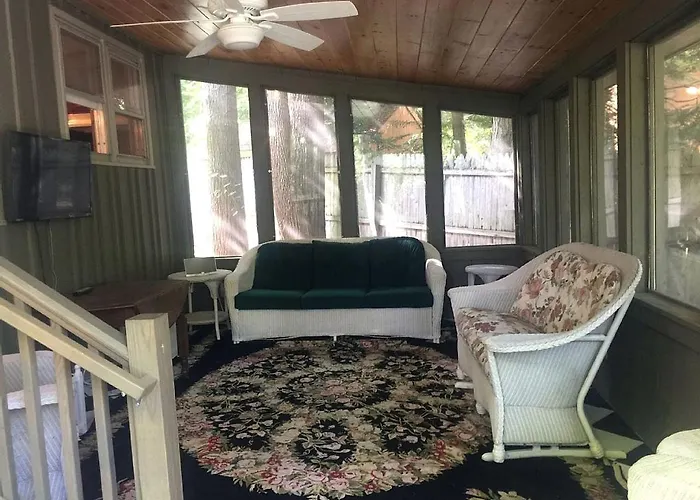 Beautiful Waterfront Cottage Rental With Lake Views In The Berkshires