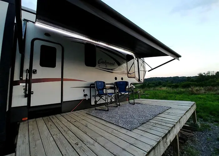 Spacious Caravan Rental For A Unique Vacation In Tennessee