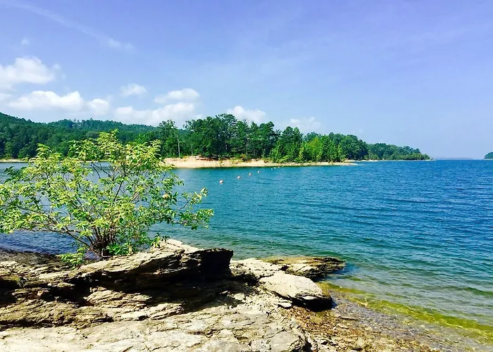 Comfortable Vacation Rental With River Access Near Greers Ferry Lake In Arkansas