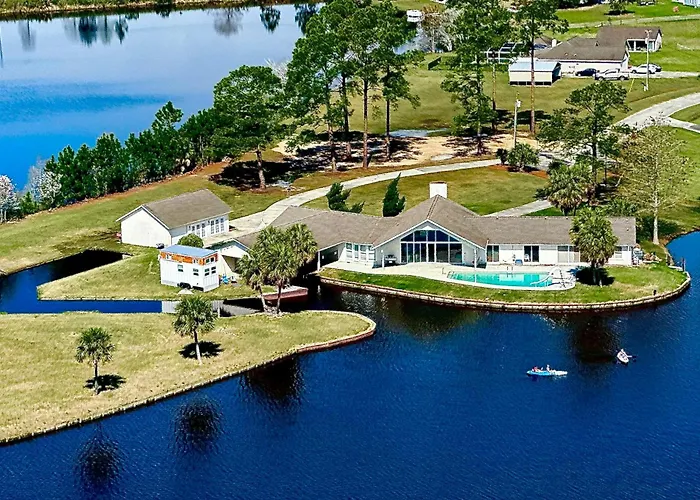 Tiny House On The Water - Kayaks - Lake - Pool - Farm