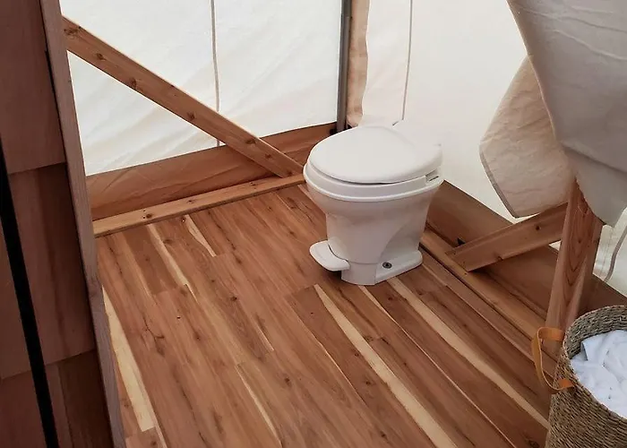 Spacious Safari Tent Rental Ideal For Glamping Near Nyc