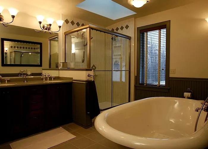 Cozy Suite In Idyllic Bed And Breakfast Near The Finger Lakes, New York