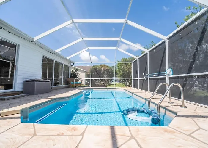 Private Pool 2 Seater Golf Cart Life Stlye Id'S