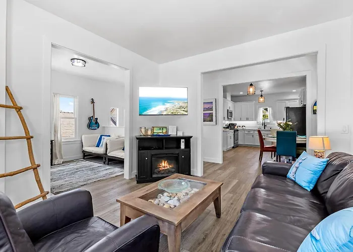 3729 Ocean Park Sanctuary