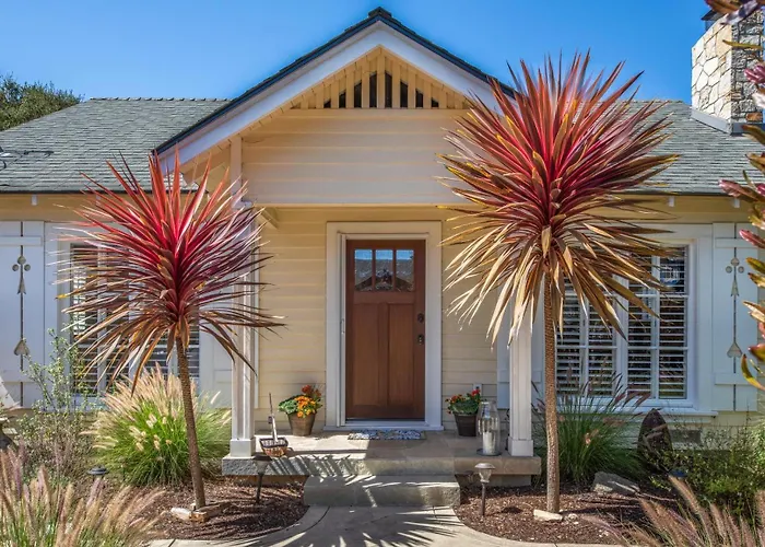 3747 Bungalow By-The-Sea