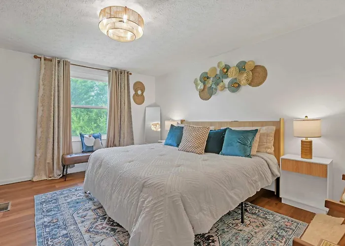 Cozy Reynoldsburg Escape Near Easton & Dwntn