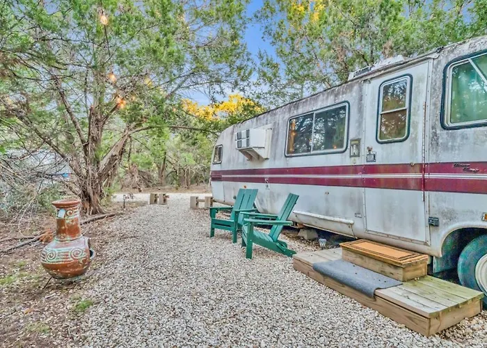 Rustic Roamer - Private Hill Country Rv Retreat