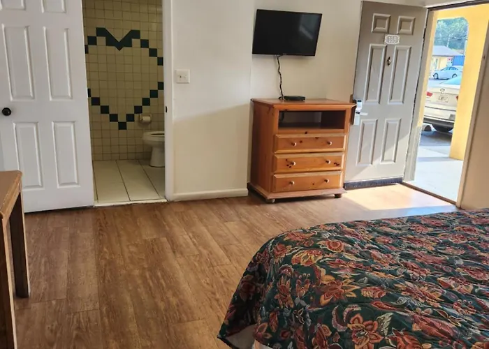 Budget Inn