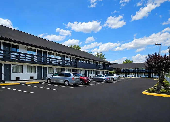 Cranberry Park Hotel