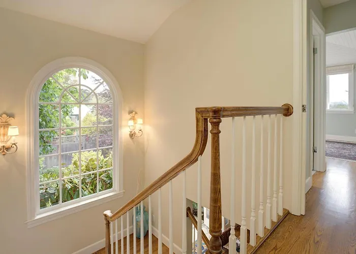 3936 Coastal Cottage