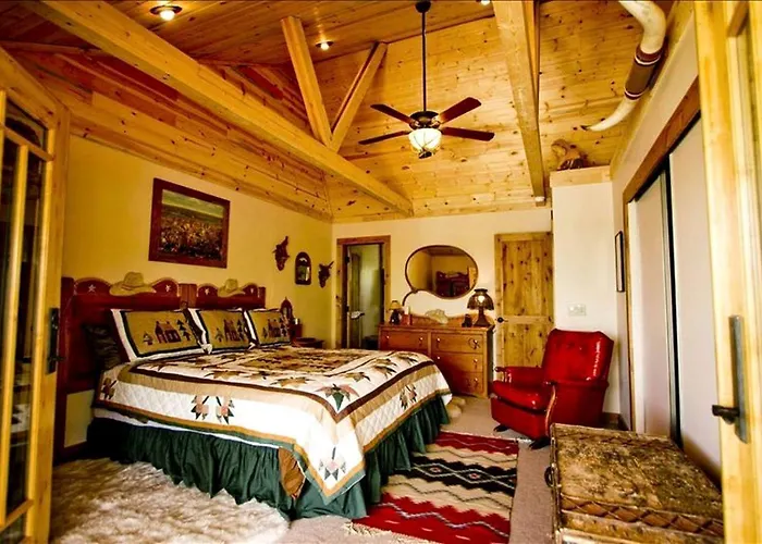 Luxury, Waterfront Cabin With Private Hot Tub On Lake Deweese Wildlife Refuge In Colorado