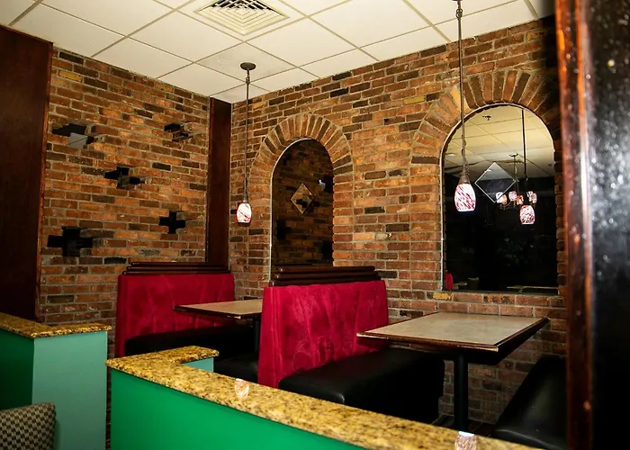 Albany Plaza Hotel
