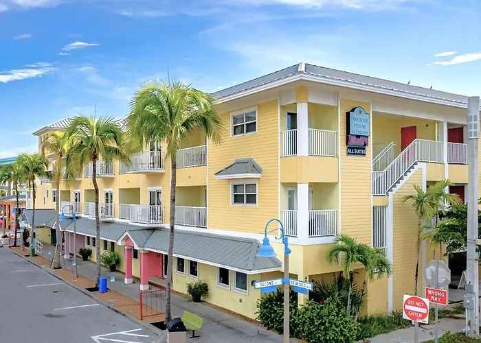 Harbour House Resort
