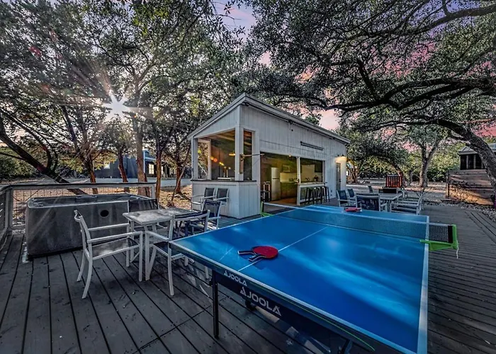 Rustic Roamer - Private Hill Country Rv Retreat