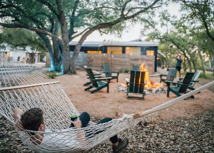 Rustic Roamer - Private Hill Country Rv Retreat