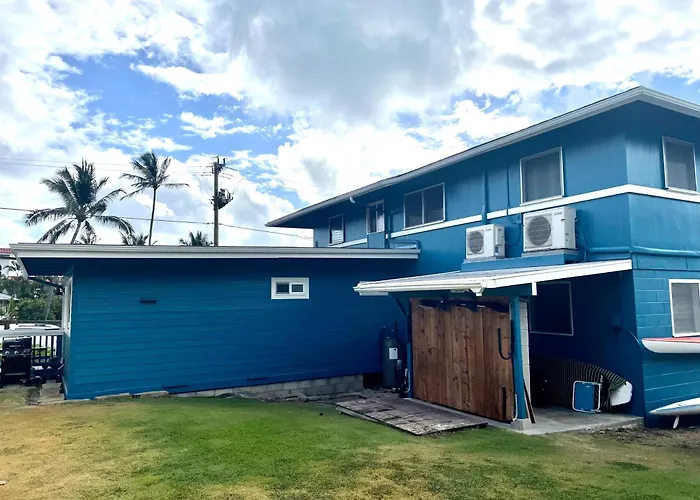 Serene Lanikai House Near The Beach Wfull Kitchen And Great Outdoor Space