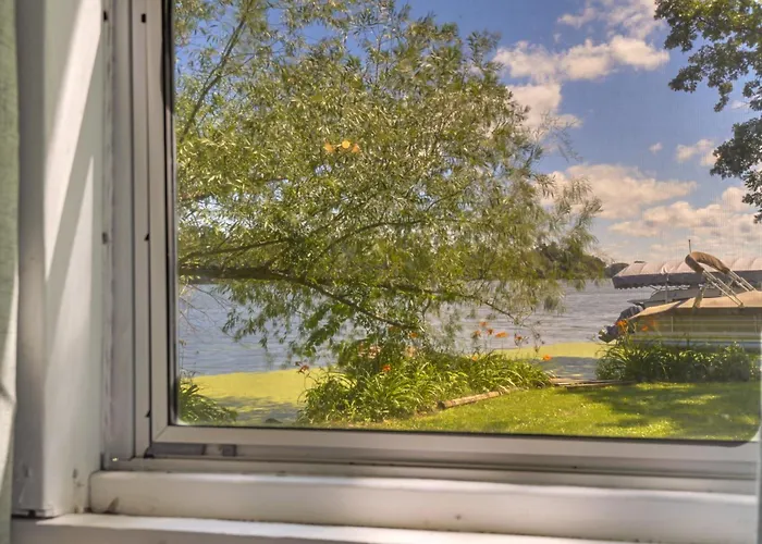 Pet-Friendly Rustic Cabin Steps From Lake Chetek