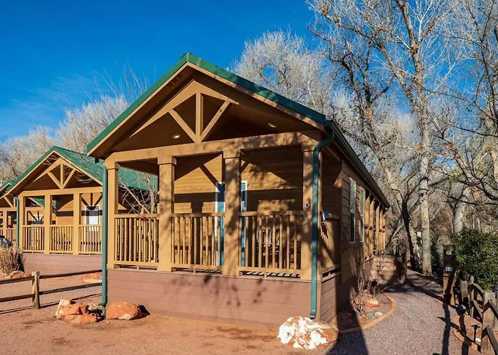 Cozy Creekside Cabin 90 Near Fossil Creek