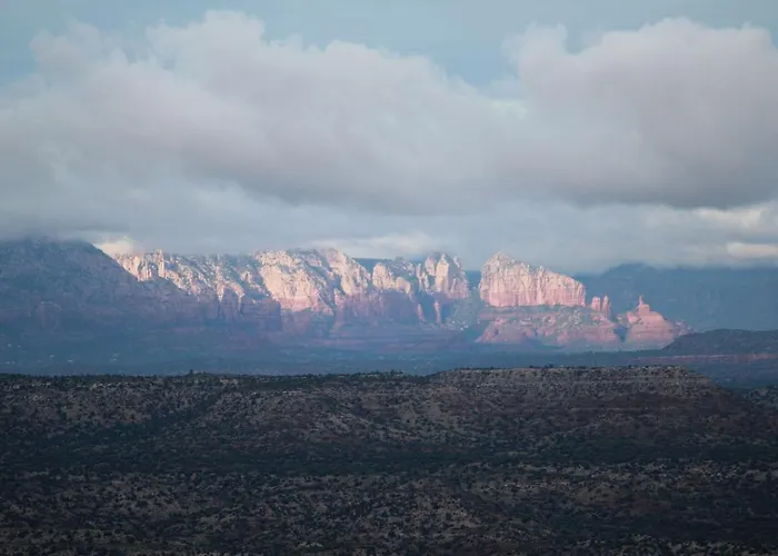 Delightful Suite With Two Bedrooms And Stunning Mountain Vistas Near Cottonwood, Arizona