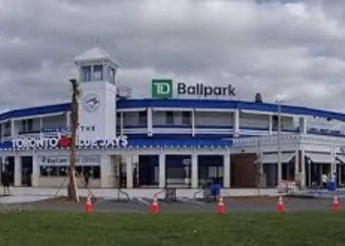 Best Location! Walk To Dining, Trail & Stadium