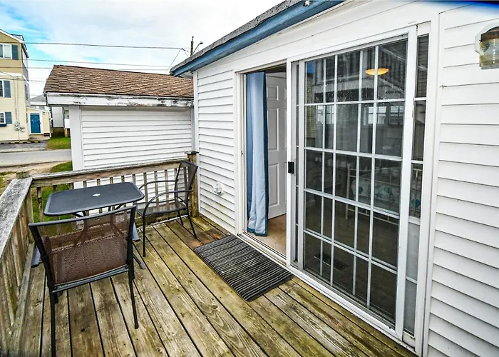 Love Shack At Salisbury Beach