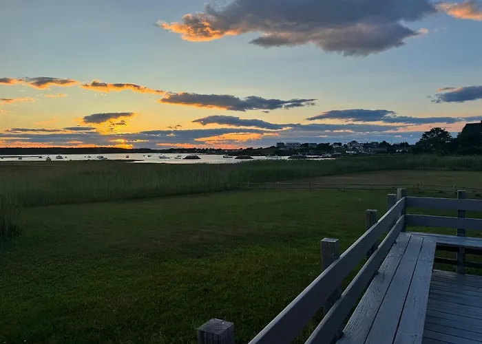 Heron'S Landing, Waterfront 3 Bdrm Home