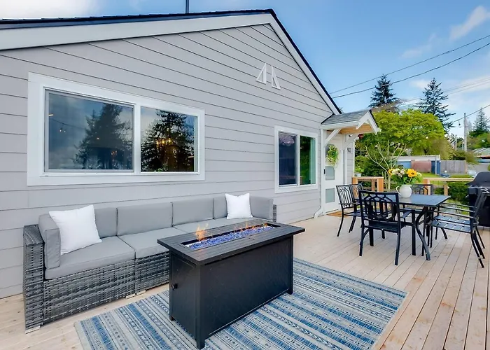 Waterview 4Br Home W/Hot Tub, Spa Bath & Game Room