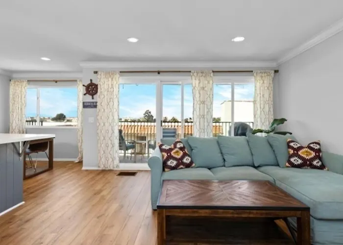 Ocean View One Bedroom Near Hermosa Beach