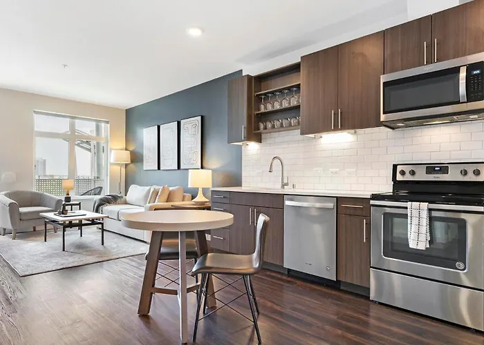 Landing Incredible 1Bd Pool