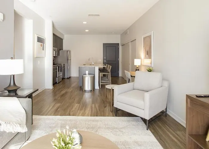 Landing Modern Apartment With Amazing Amenities