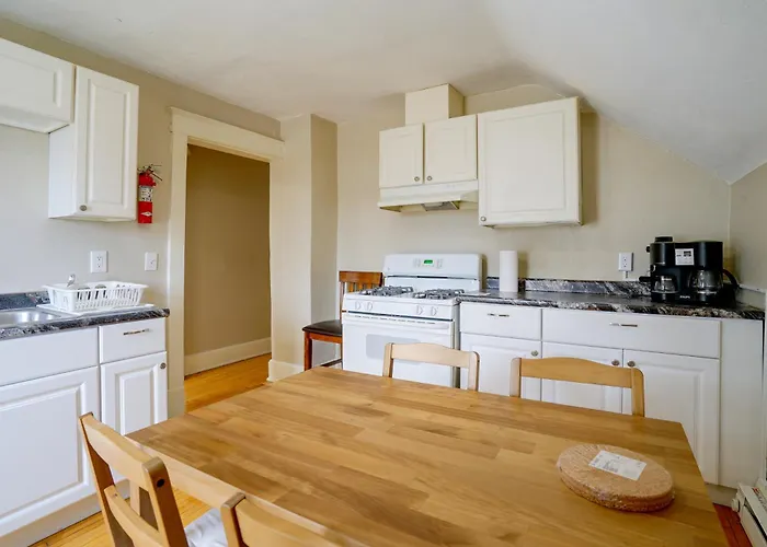 Twin Cities Duplex Near Downtown Minneapolis