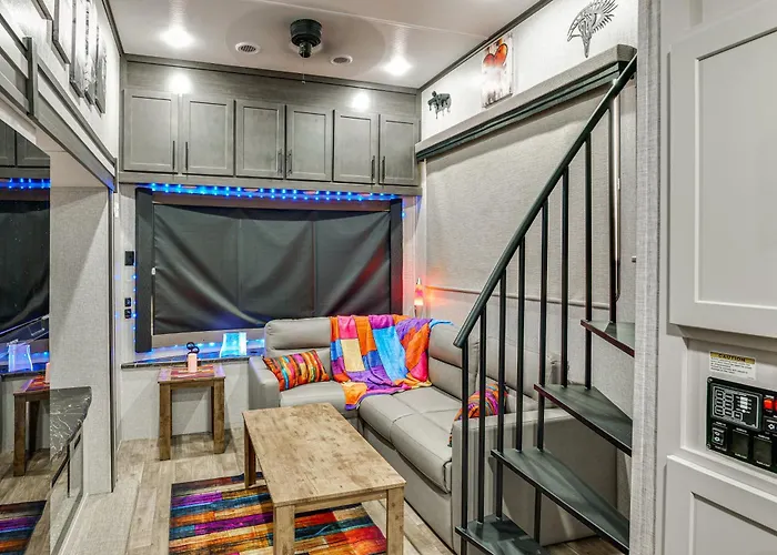 Hot Tub & Mtn Views! Carlsbad Rv Retreat