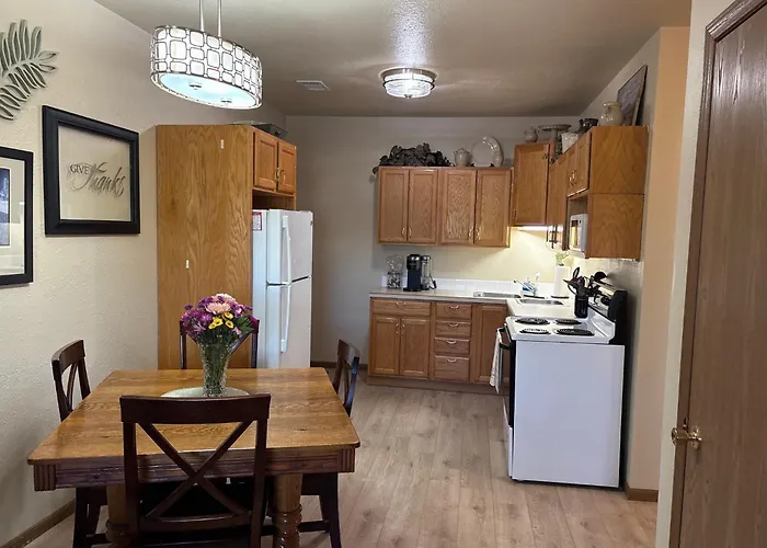 2 Bedroom Retreat On The River