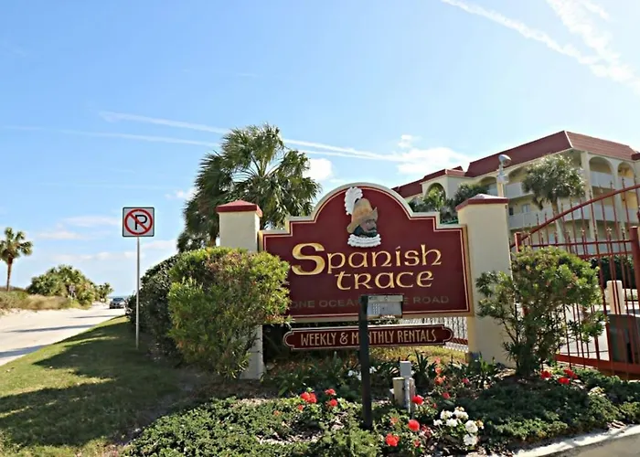 Beachfront Ocean-Views Condo, Balcony! Pool, Bbq