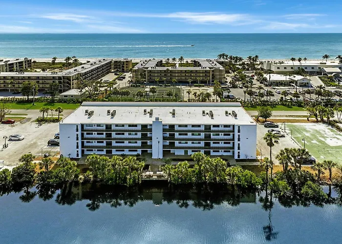 Poolside 1St Floor 2Br Sanibel Island Condo - Sandpebble 1D