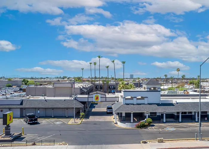 Super 8 By Wyndham Mesa Downtown Near Convention Center