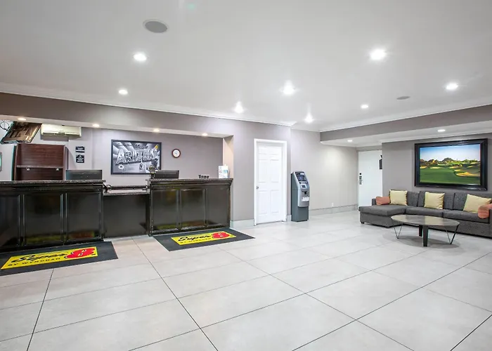 Super 8 By Wyndham Mesa Downtown Near Convention Center