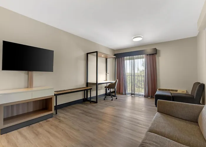 Best Western Plus Atlanta Airport East