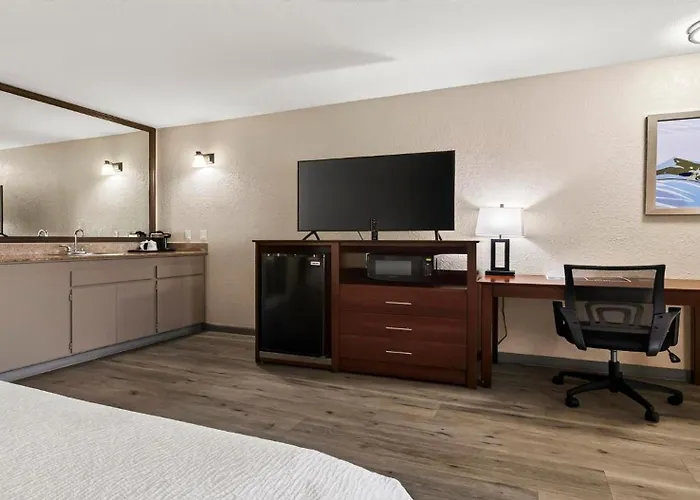 Best Western Roseville Inn