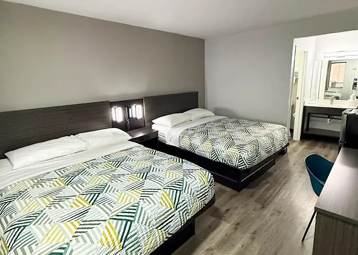 Motel 6-Enfield, Ct - Hartford