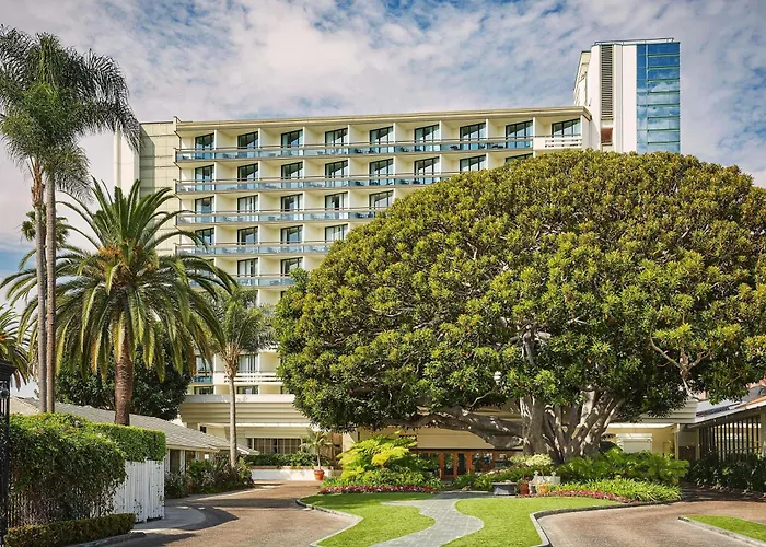 Fairmont Miramar Hotel & Bungalows