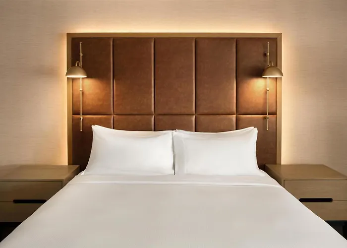 Hilton Fort Wayne At The Grand Wayne Convention Center (Adults Only)