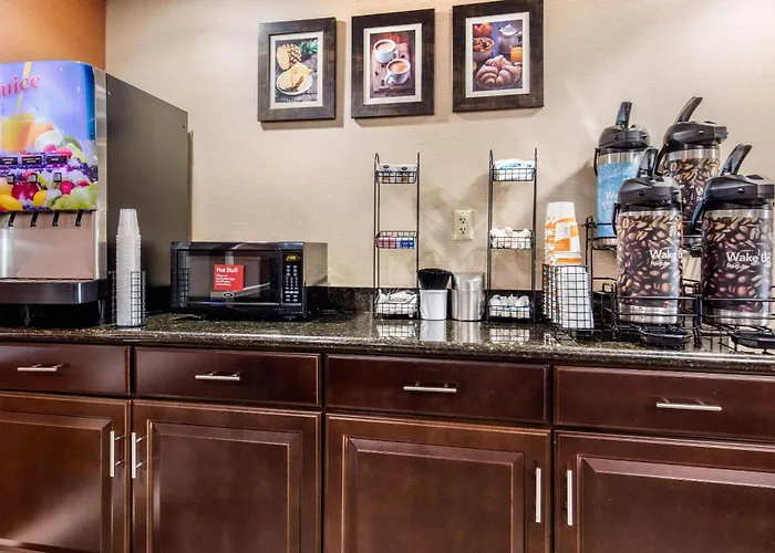 Comfort Inn & Suites Bryant - Benton