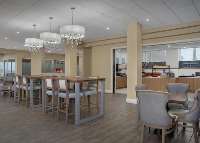 Hampton Inn Daytona Shores-Oceanfront